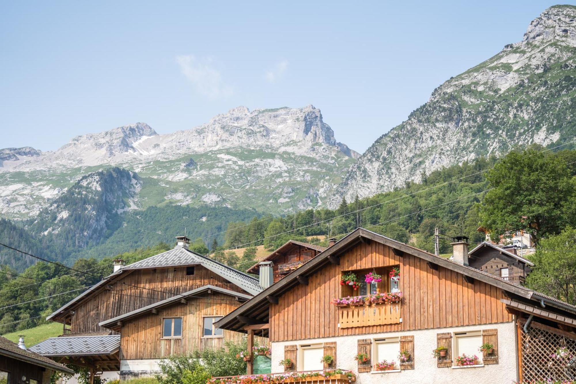 Chalet Tosbrand Les Clefs Ruang foto